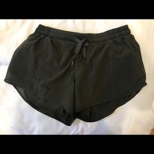 Lululemon Hotty hot short